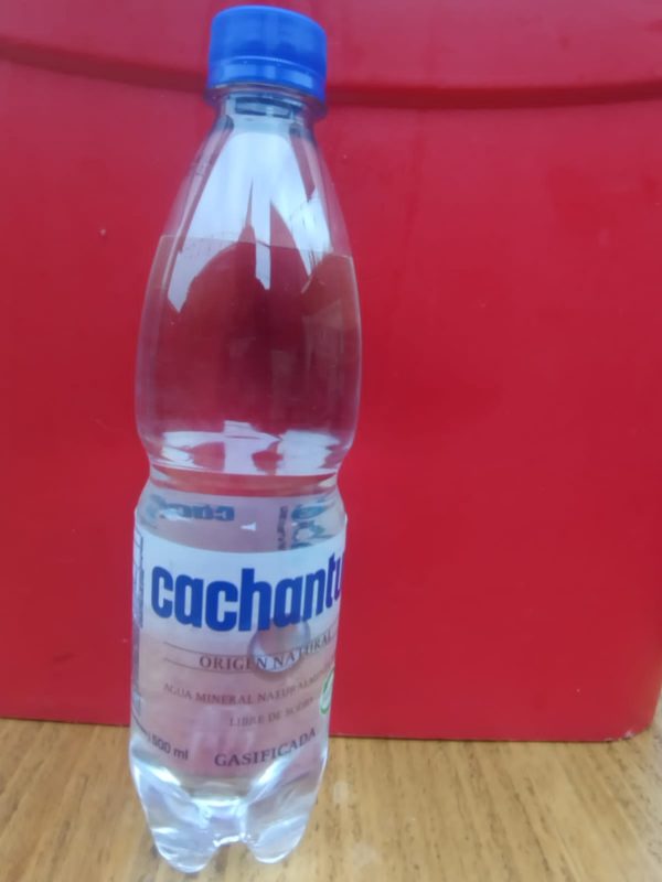 Agua Mineral c gas