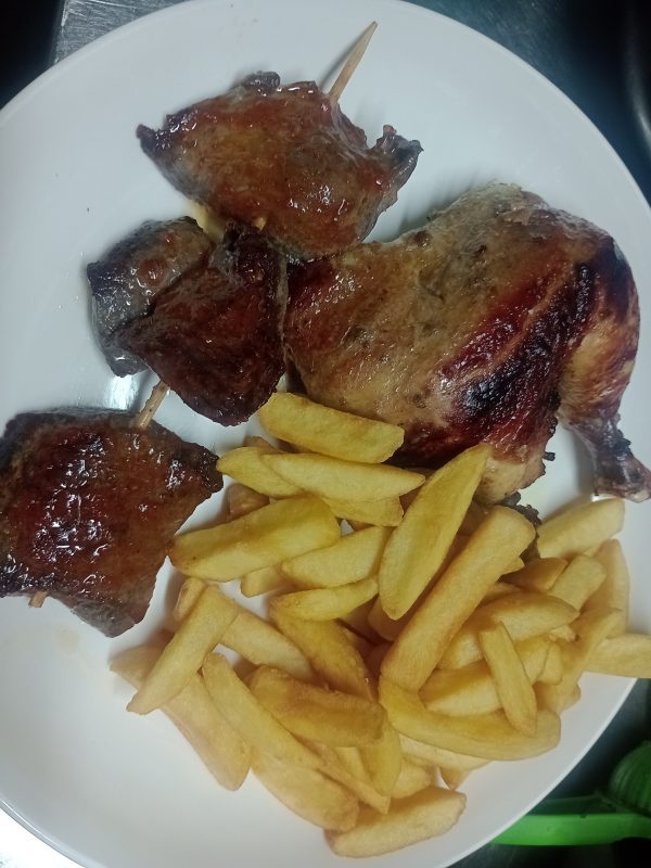¼ Pollo brasa anticuchero